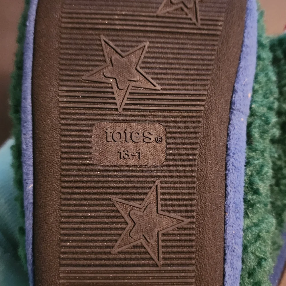 Totes dino slippers 13-1 toddler